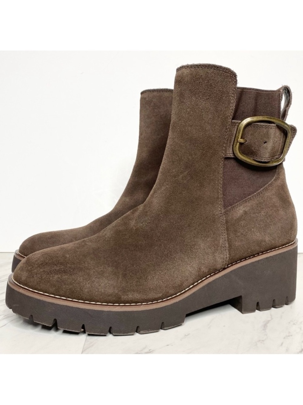 Blondo Dahlia Brown Suede Buckle Bootie 11M